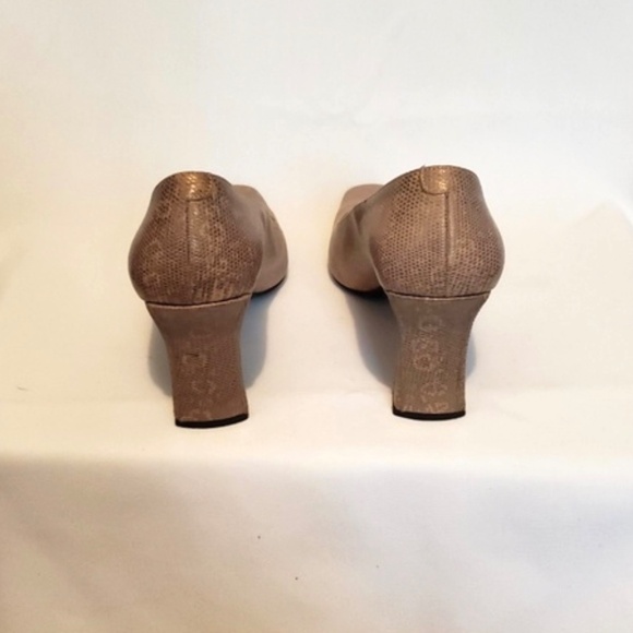 Via Spiga Beatrice Tun Snakeskin Pumps Work Heels Italy Sz 8.5M - Picture 5 of 7